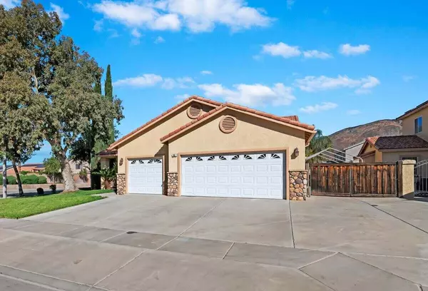 San Jacinto, CA 92583,965 Newport DR