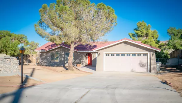 8723 Palomar AVE, Yucca Valley, CA 92284