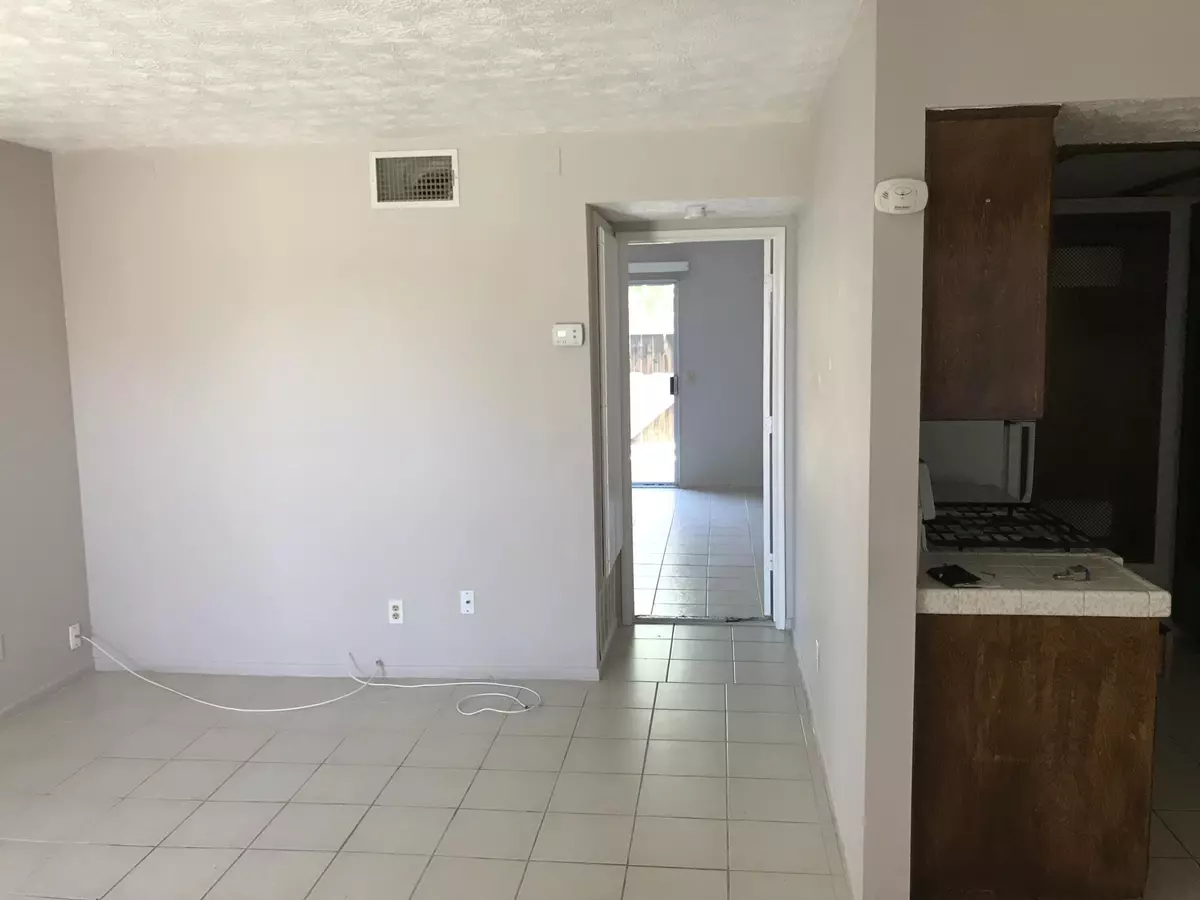 Desert Hot Springs, CA 92240,66827 5th ST #27