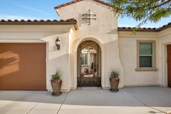 Rancho Mirage, CA 92270,74 Barolo