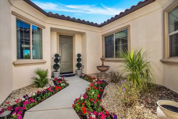 Rancho Mirage, CA 92270,74 Barolo