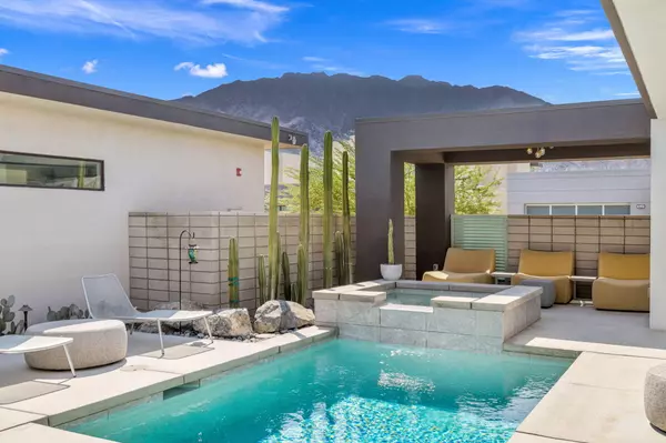 3608 Ambassador DR, Palm Springs, CA 92262