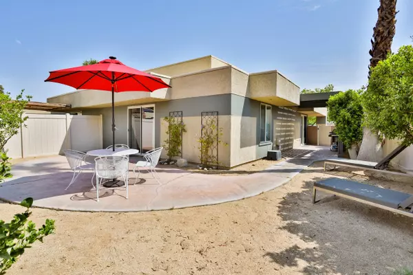 Palm Springs, CA 92262,1421 Sunflower CIR