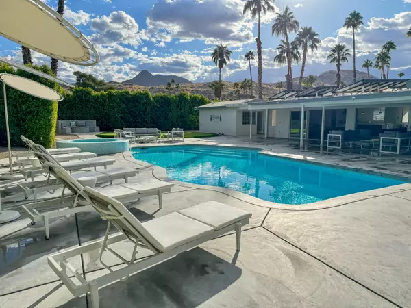 Palm Springs, CA 92264,2290 S Bobolink LN