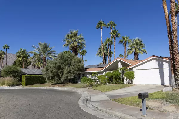 Palm Springs, CA 92264,2942 E Orella CIR