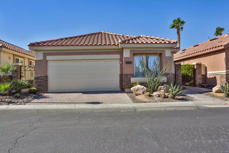 42725 Turqueries AVE, Palm Desert, CA 92211