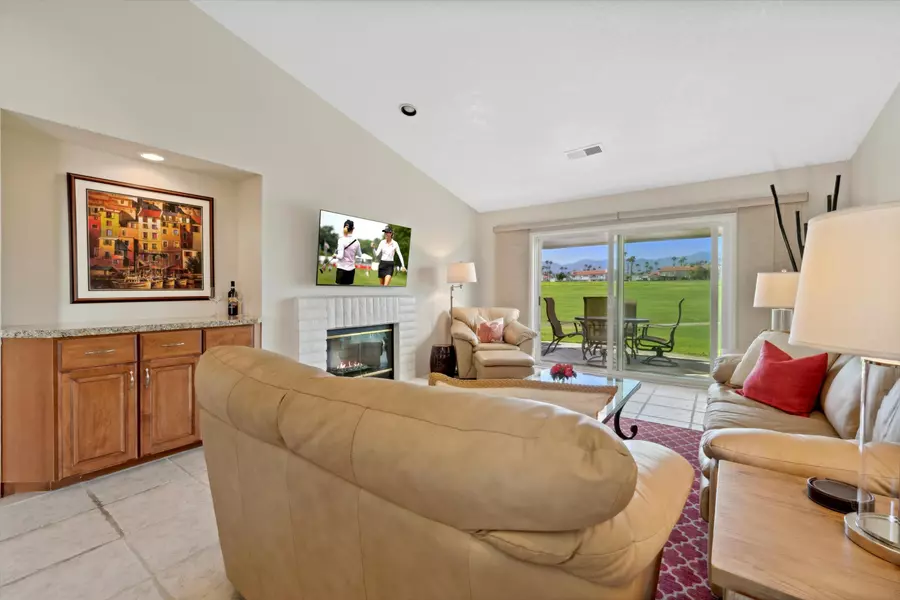 259 Vista Royale CIR, Palm Desert, CA 92211