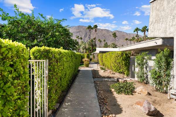 1111 E Ramon RD #99, Palm Springs, CA 92264