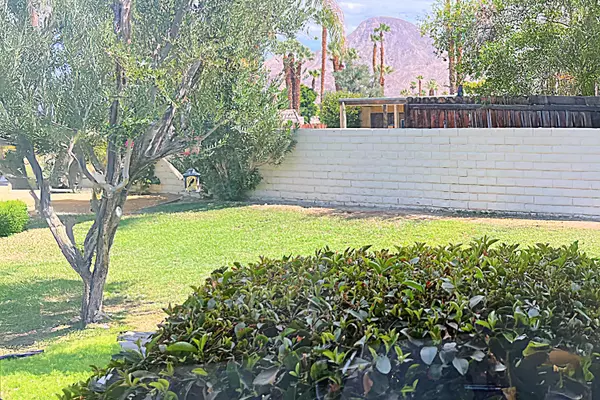 Palm Desert, CA 92260,45390 Driftwood DR