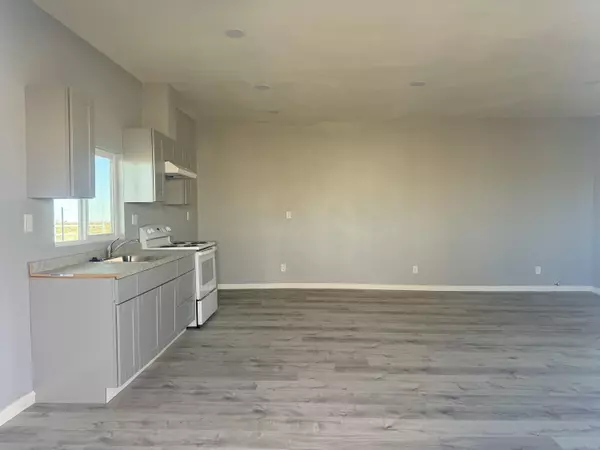 Thermal, CA 92274,2405 Monterey Unit#2 AVE