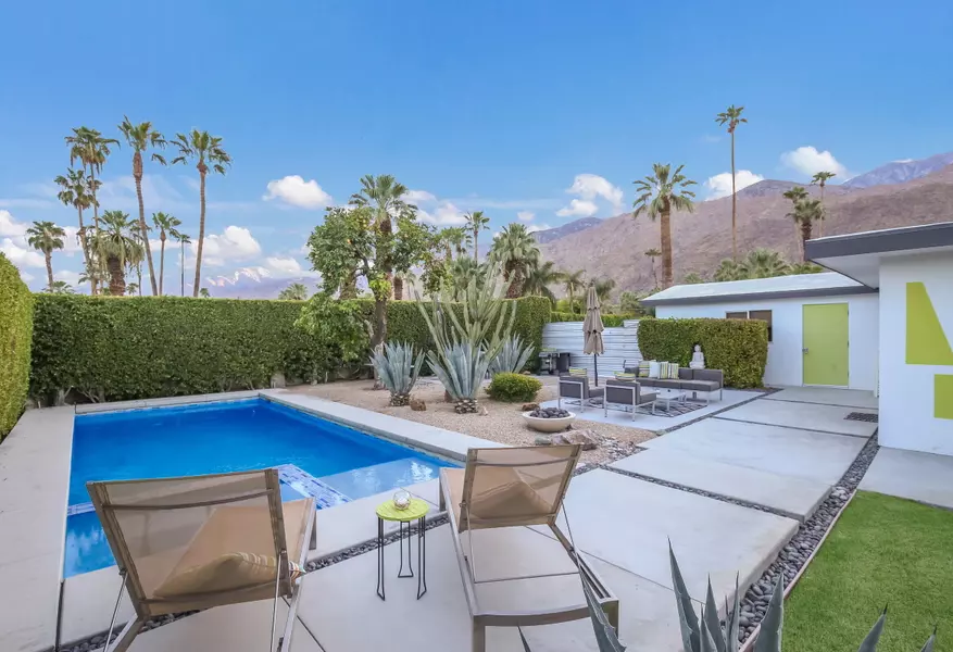 1529 S Calle Palo Fierro, Palm Springs, CA 92264