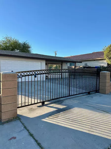 13695 Nahum DR, Desert Hot Springs, CA 92240