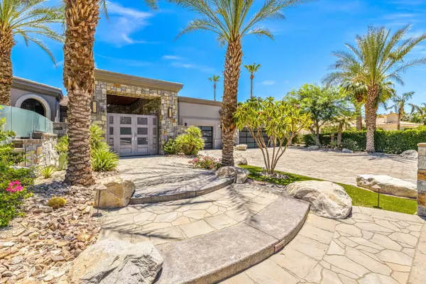 Rancho Mirage, CA 92270,28 Clancy LN