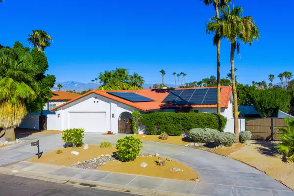 2750 E Vincentia RD, Palm Springs, CA 92262