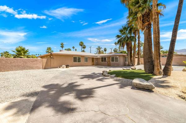 44510 San Carlos AVE #2, Palm Desert, CA 92260