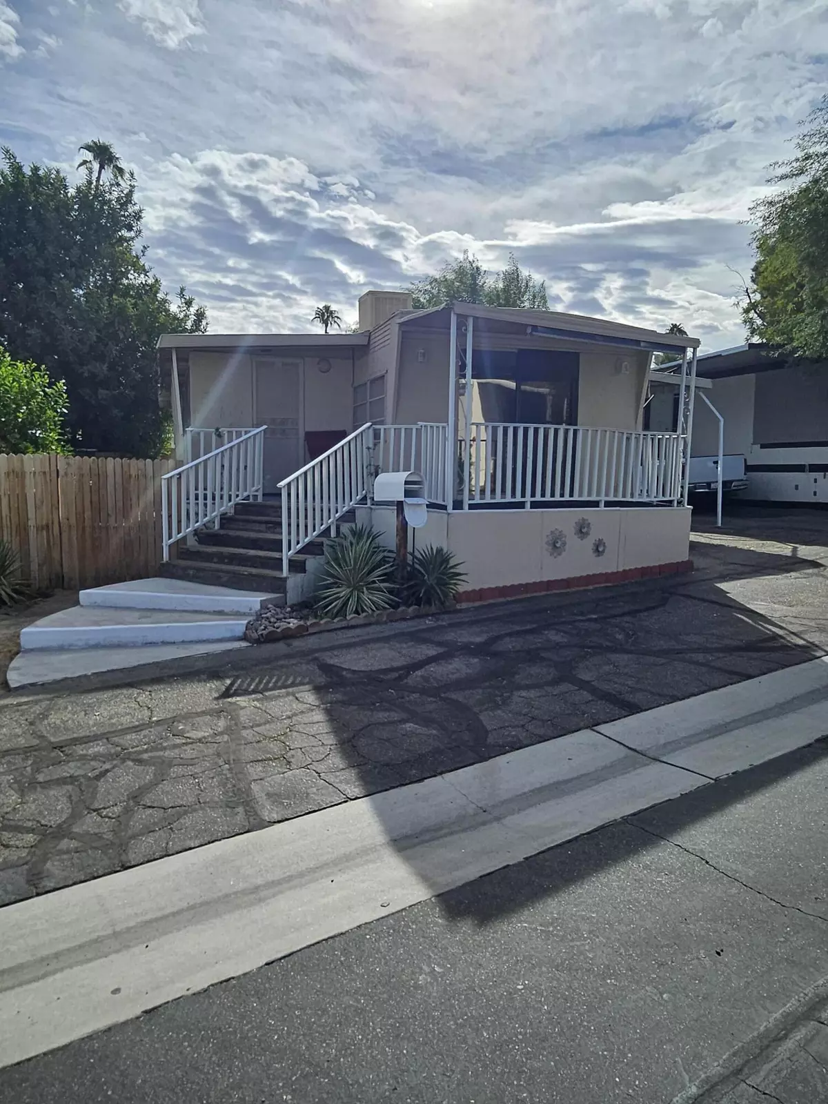 Palm Desert, CA 92260,4 Lazy B Dr. DR