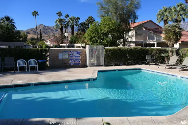 Palm Springs, CA 92264,6065 Montecito DR #4