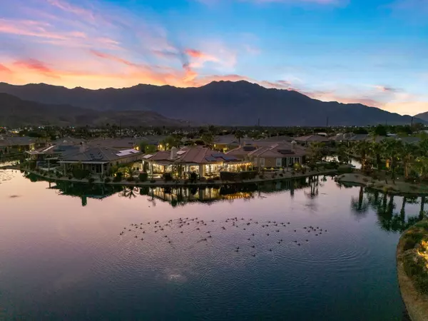 Rancho Mirage, CA 92270,13 Lake Geneva CT