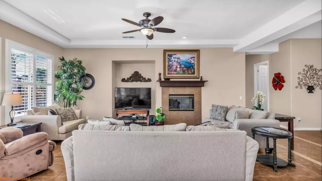 79923 Amora DR, La Quinta, CA 92253