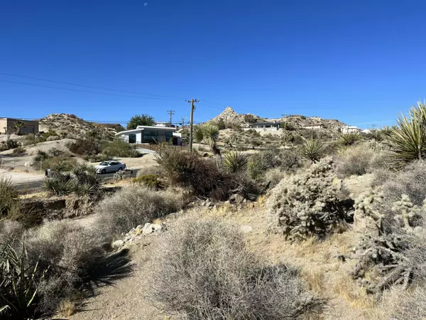 Yucca Valley, CA 92284,0 Farrelo RD