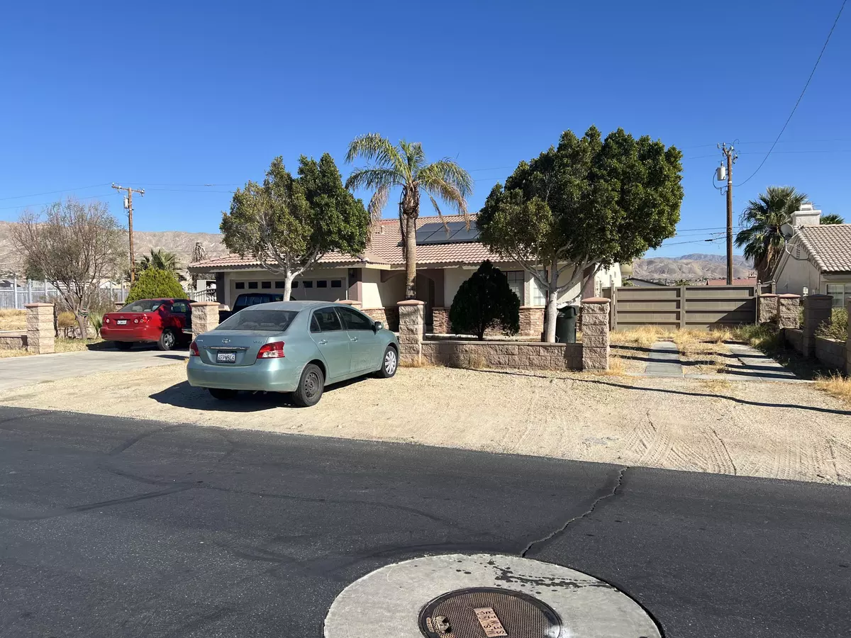 Desert Hot Springs, CA 92240,13680 Julian DR