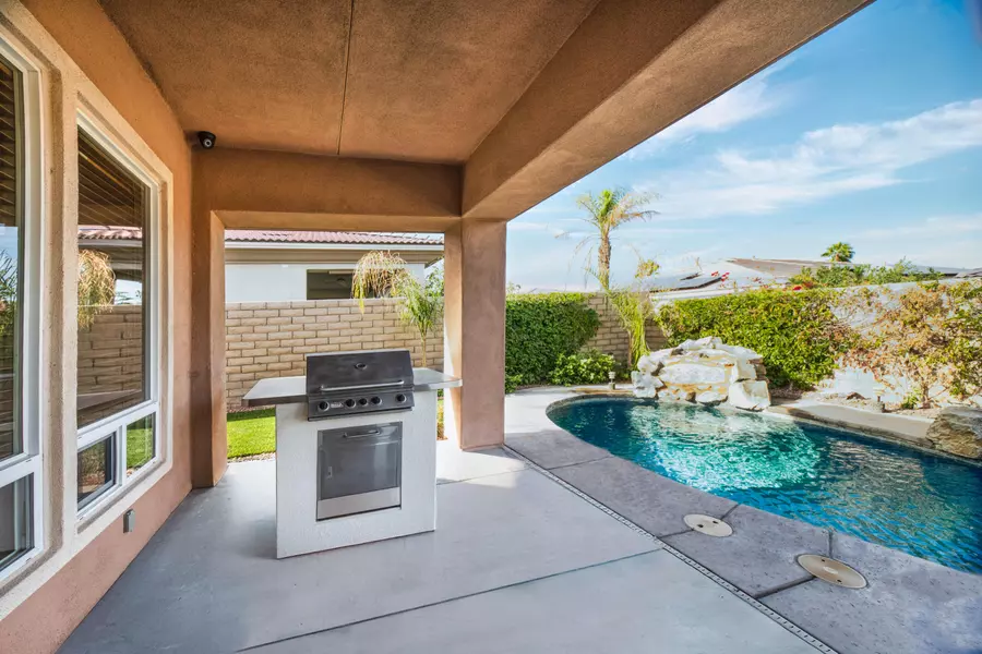 31 Via Del Maricale, Rancho Mirage, CA 92270