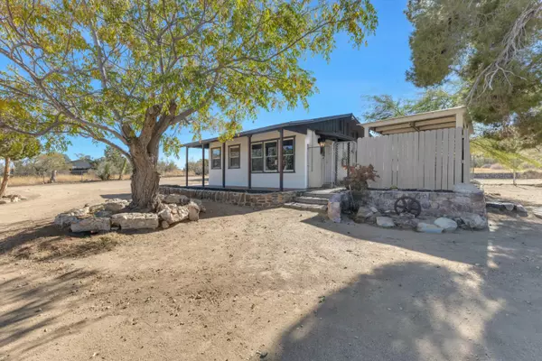 Yucca Valley, CA 92284,55991 Highland TRL