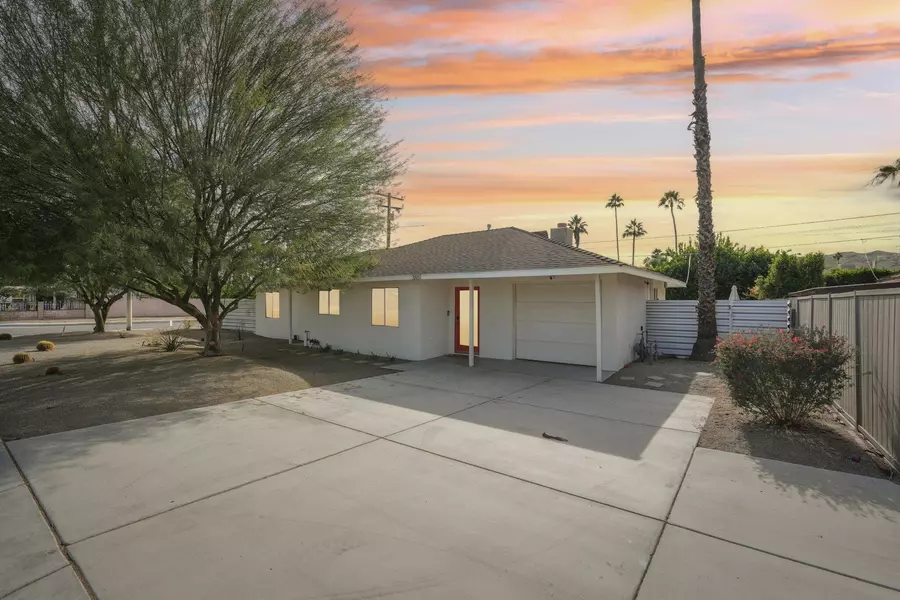 3881 E Camino San Miguel, Palm Springs, CA 92264