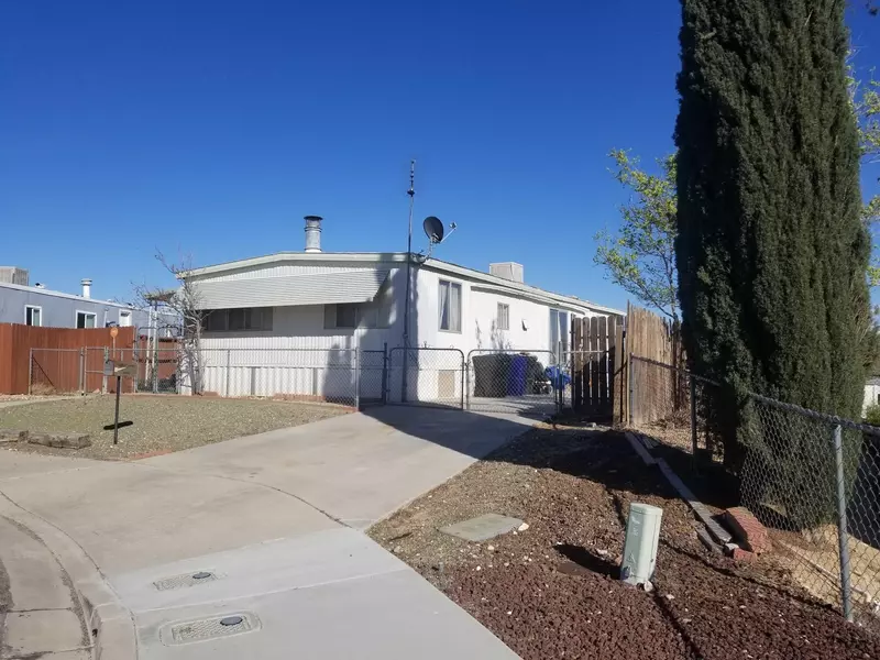 16782 Pebble Beach CT, Victorville, CA 92395