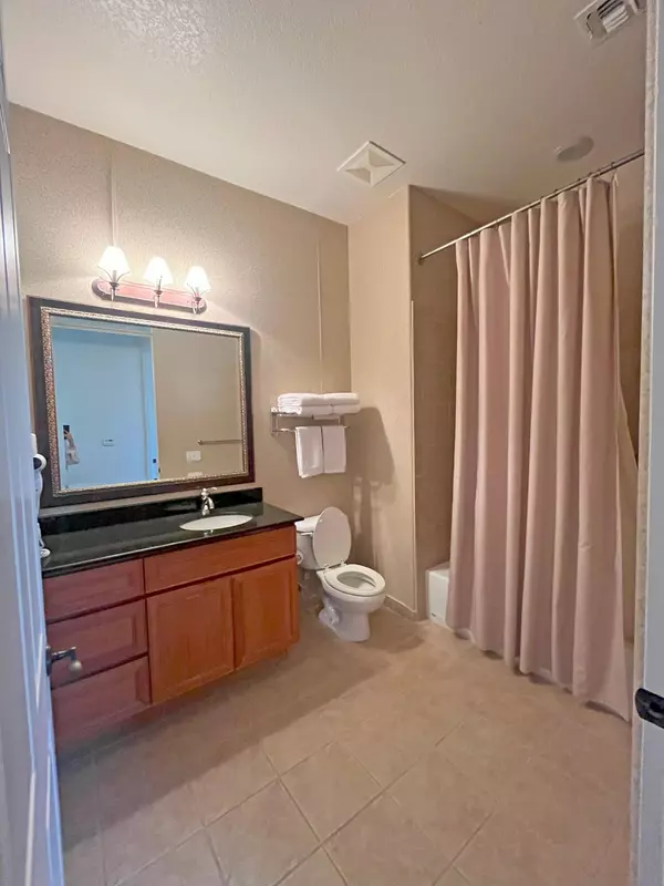 La Quinta, CA 92253,50590 Santa Rosa PLZ #2