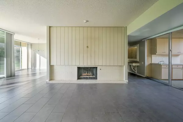 347 Westlake TER, Palm Springs, CA 92264