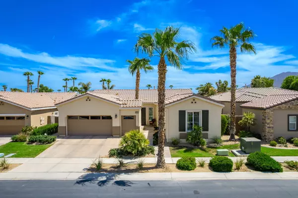 La Quinta, CA 92253,60562 White Sage DR