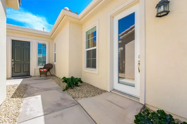 La Quinta, CA 92253,60562 White Sage DR