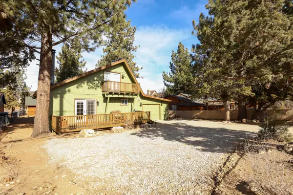 Big Bear City, CA 92314,2217 Mahogany LN