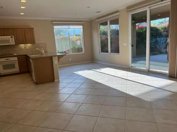 La Quinta, CA 92253,81540 Monarch CT