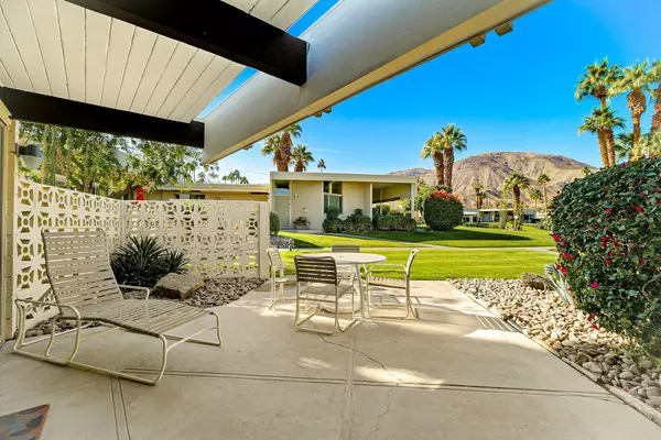 Palm Desert, CA 92260,381 Sandpiper ST