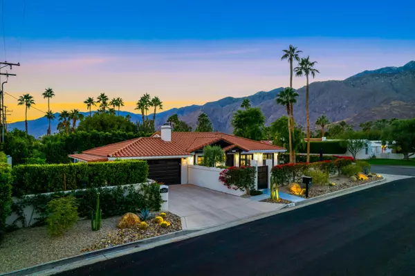 1207 E Granvia Valmonte, Palm Springs, CA 92262