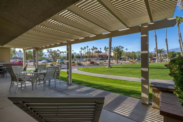 Palm Desert, CA 92211,40985 La Costa CIR