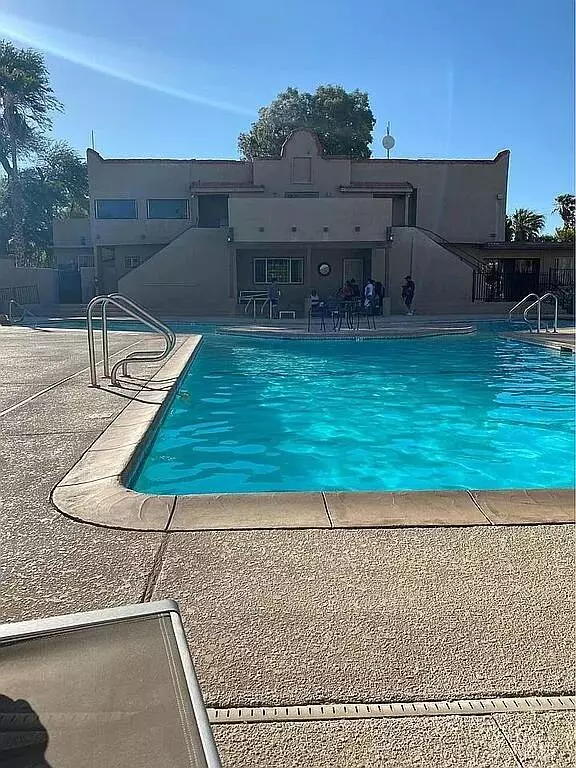 Palm Springs, CA 92258,14200 Indian AVE #67-68e