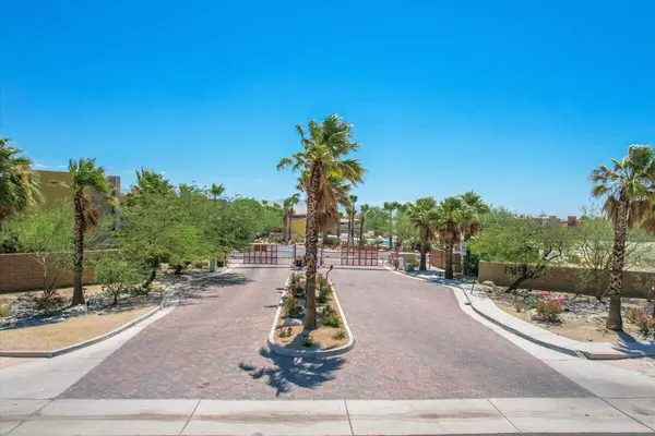 Palm Springs, CA 92262,212 Breeze LOOP