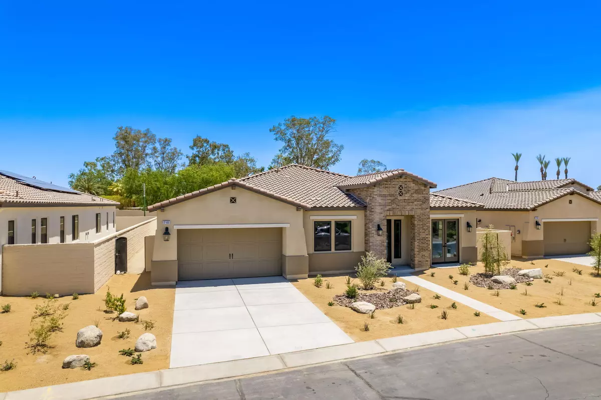 La Quinta, CA 92253,57750 Cherrywood PL