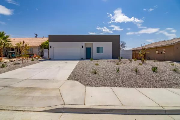 66191 Mission Lakes BLVD, Desert Hot Springs, CA 92240