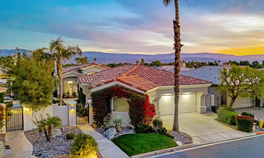 830 Hawk Hill TRL, Palm Desert, CA 92211