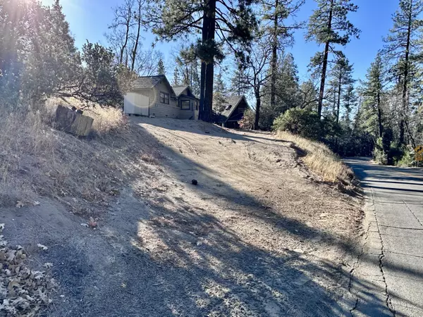 Idyllwild, CA 92549,54790 North CIR