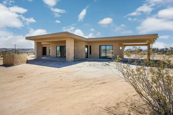 Yucca Valley, CA 92284,57941 Luna Vista LN