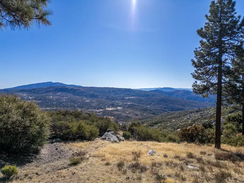 0 Lookout Lane LN, Idyllwild, CA 92549