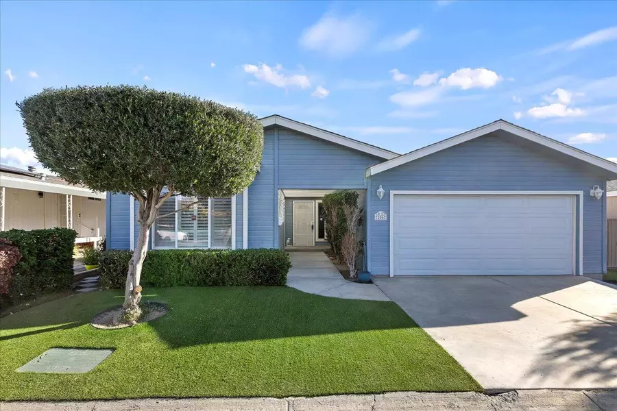 15300 Palm DR #206, Desert Hot Springs, CA 92240