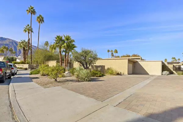 2110 E Palm Canyon DR #D, Palm Springs, CA 92264