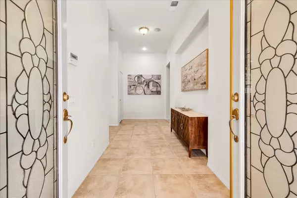 Palm Desert, CA 92211,75715 Heritage