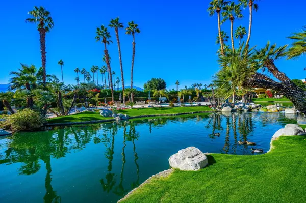 Palm Desert, CA 92260,6 Lago De Palmas